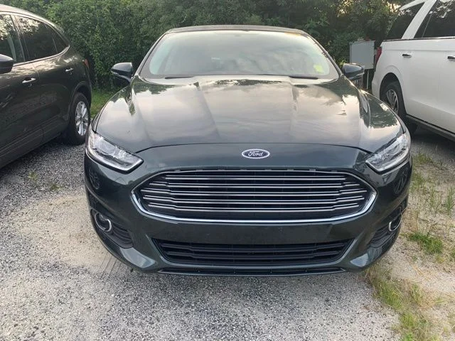 Used 2016  Ford SE image 3