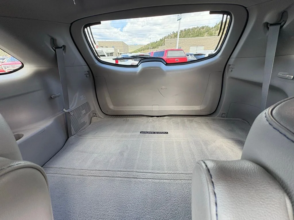 Used 2019 Predawn Gray Mica Toyota XLE image 26