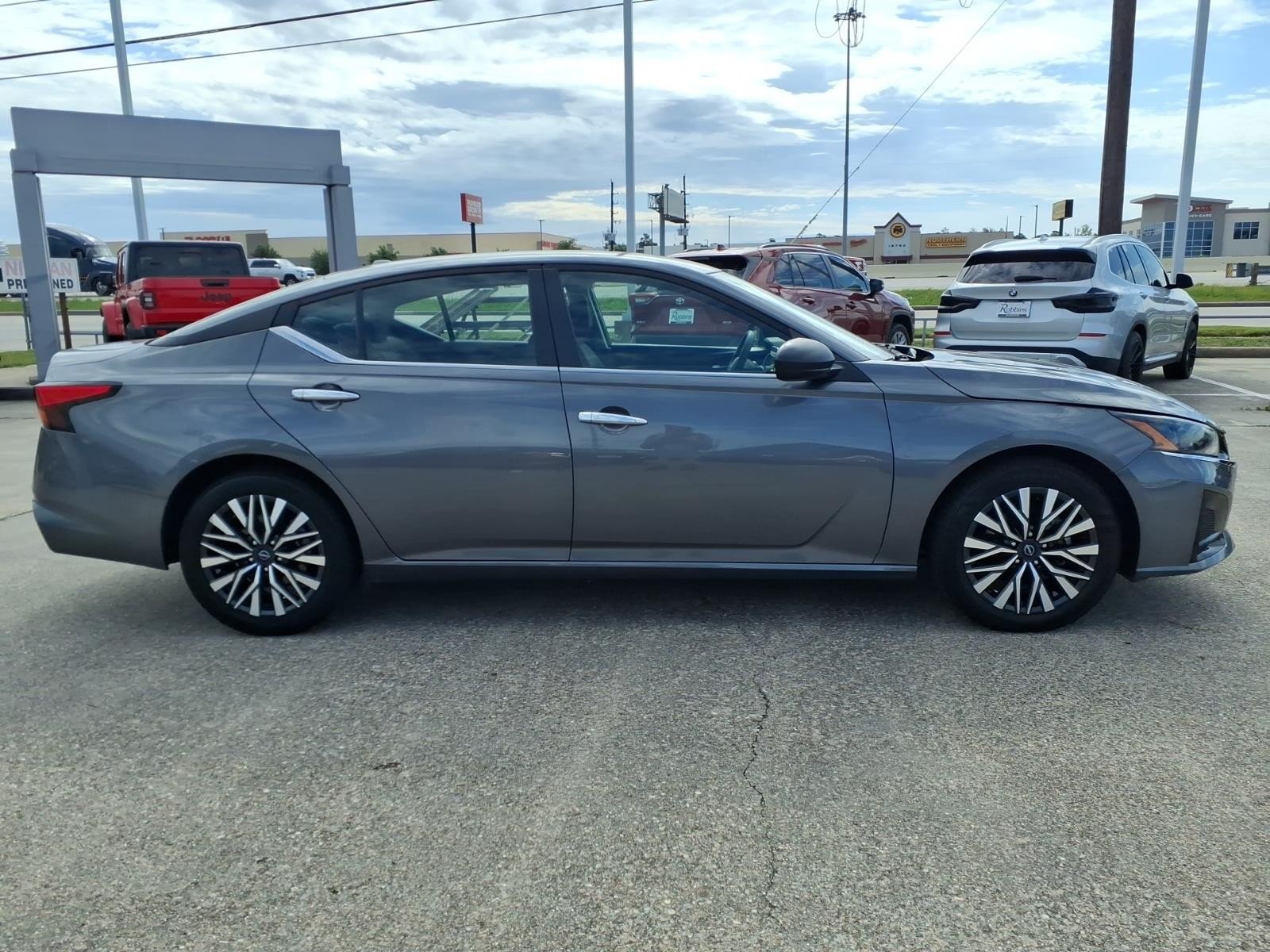 2024 Nissan Altima 2.5 SV - 3