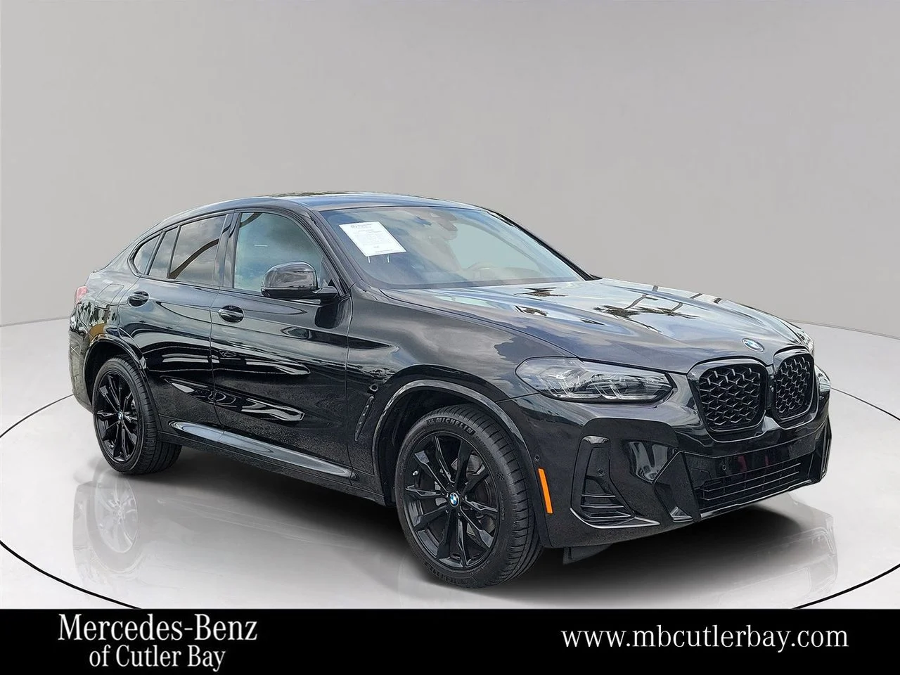 2025 BMW X4 xDrive30i's photo