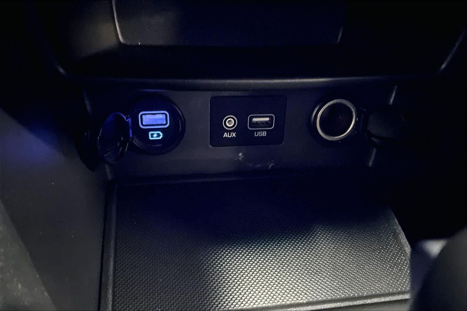 Used 2019 Black Roof Hyundai SEL image 32