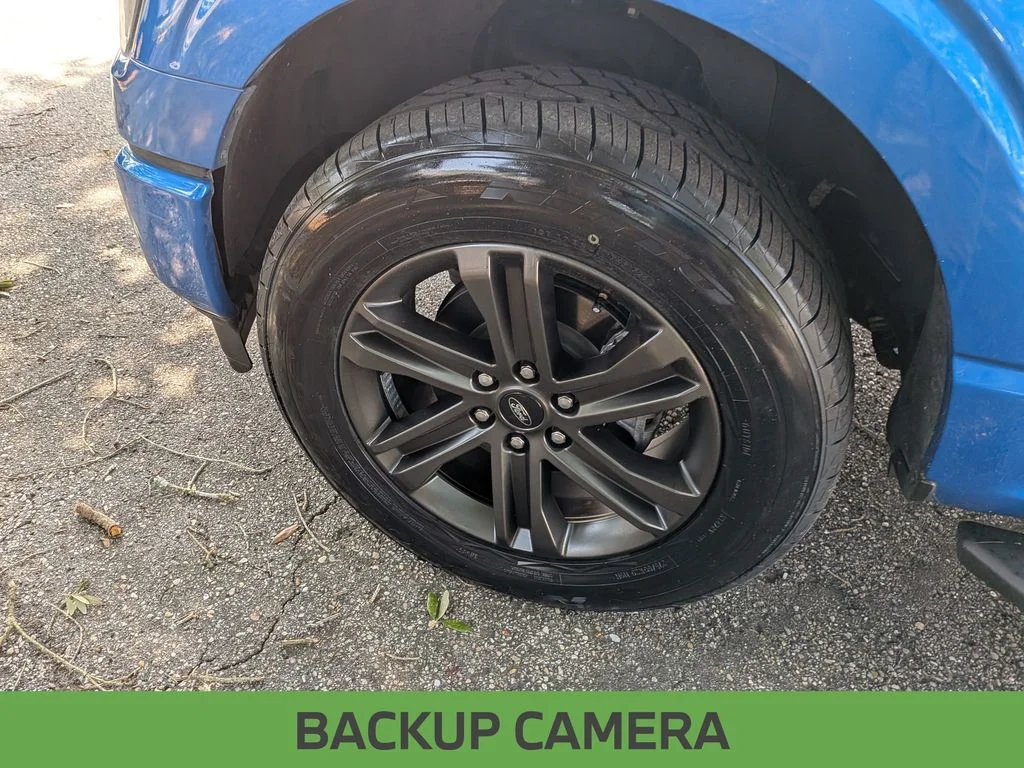 Used 2021 Blue Ford XLT image 12