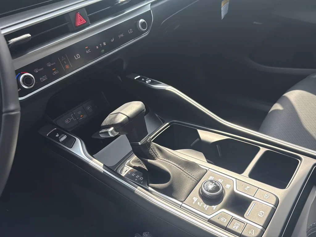 New 2026 Wolf Gray Kia X-Line EX image 22