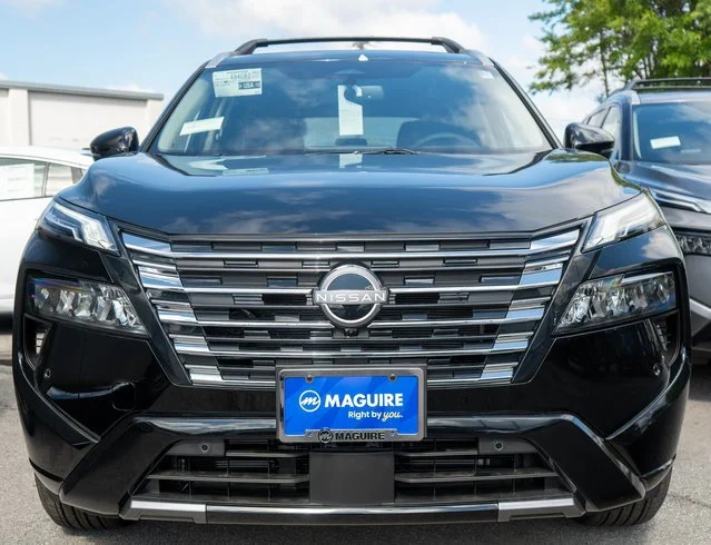 New 2026 Super Black Nissan Platinum image 2