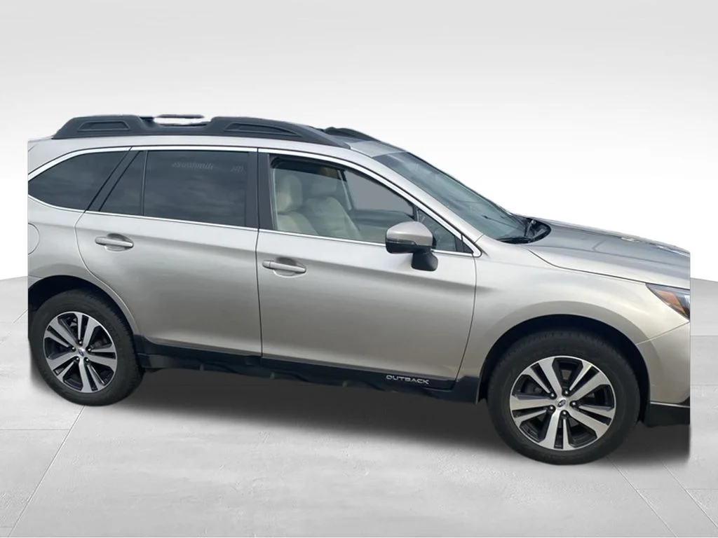 Used 2019 Tungsten Metallic Subaru 2.5i image 5