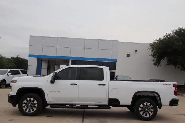 2026 Chevrolet Silverado 2500 HD Custom - Photo 6