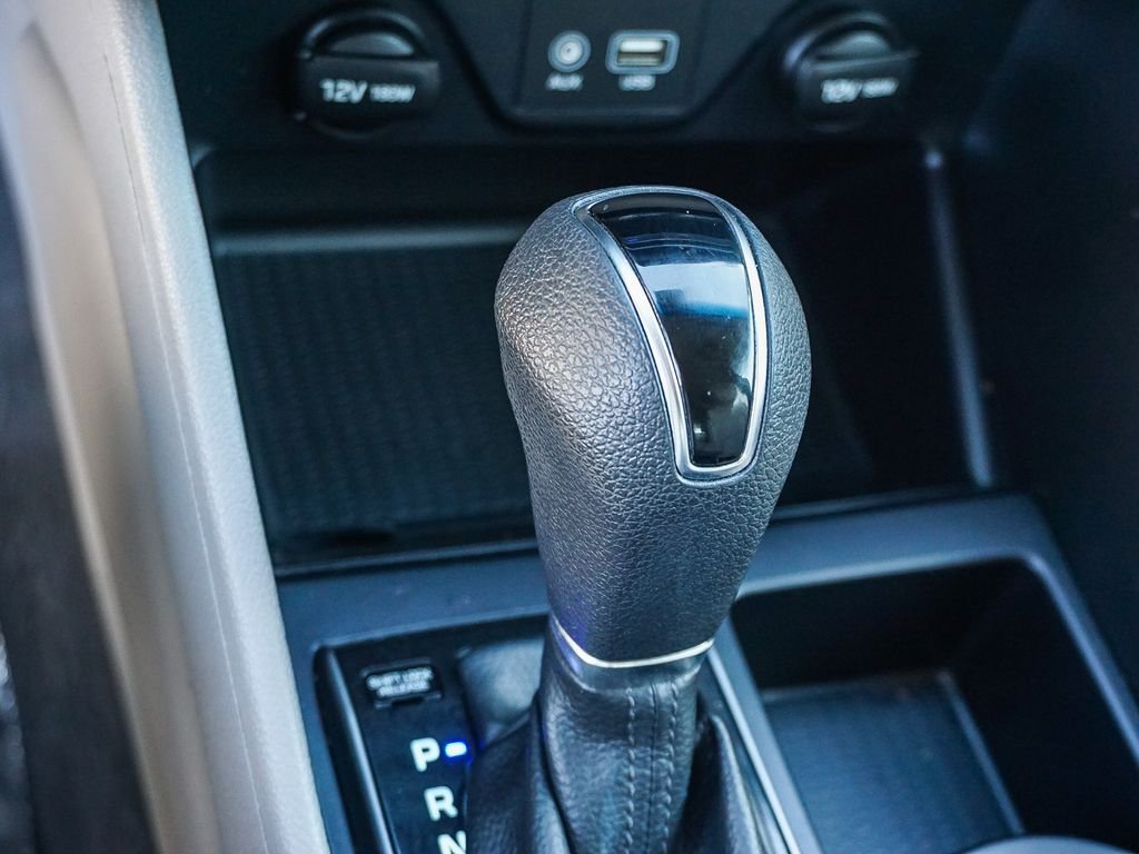 Used 2018 Black Hyundai SEL image 23