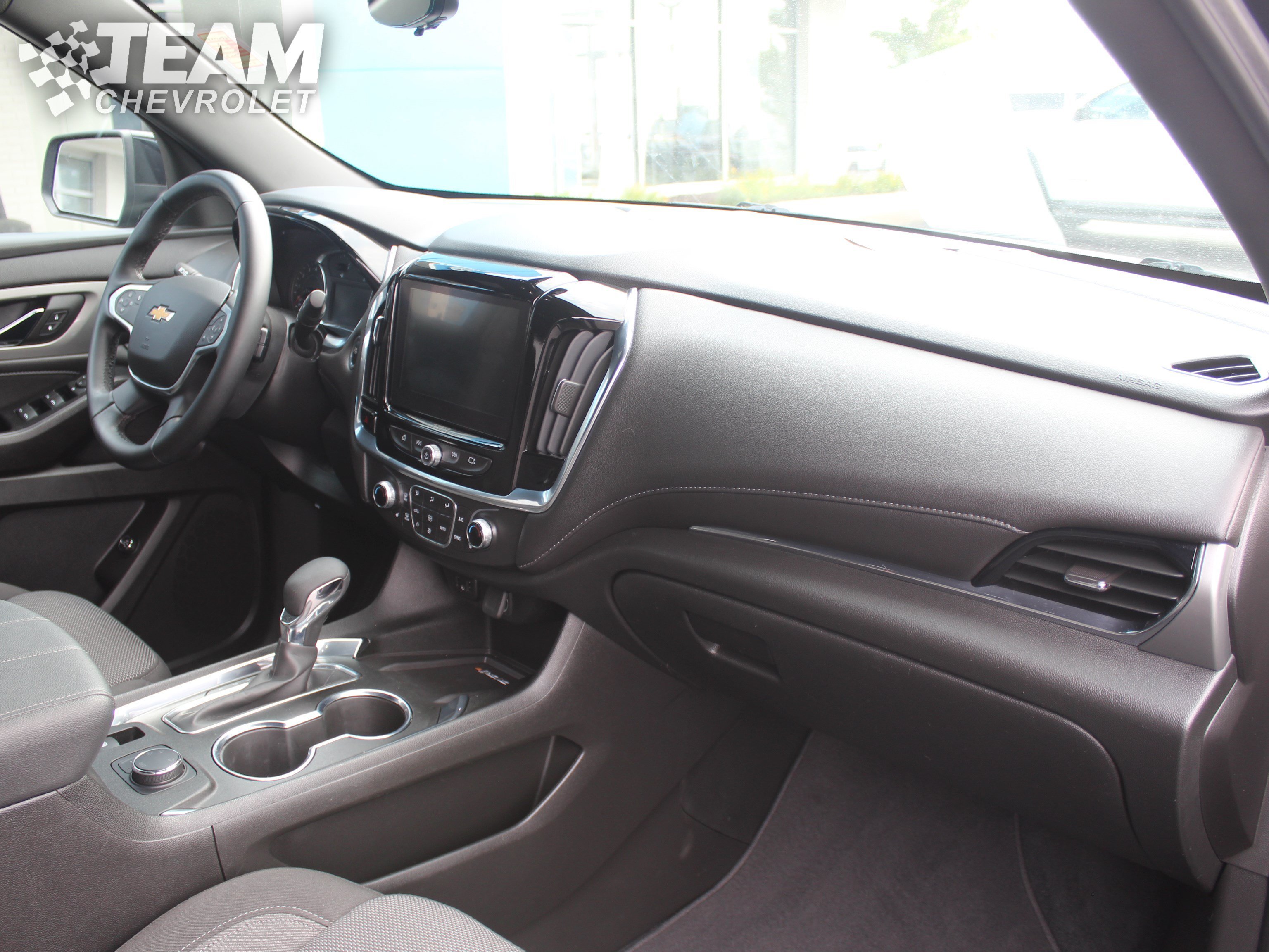 Used 2023 Mosaic Black Metallic Chevrolet LT Cloth image 29