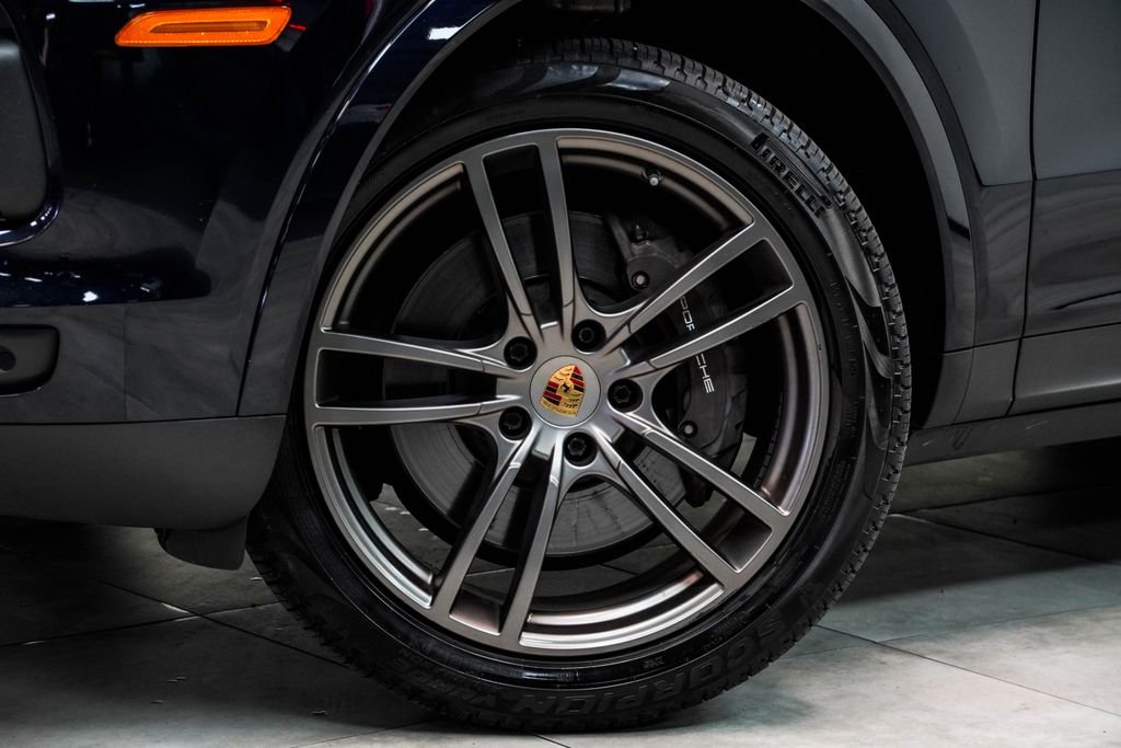 Used 2021 Black Porsche Base image 3
