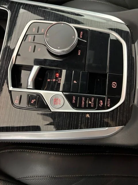 Used 2024 Skyscraper Grey Metallic BMW xDrive40i image 18