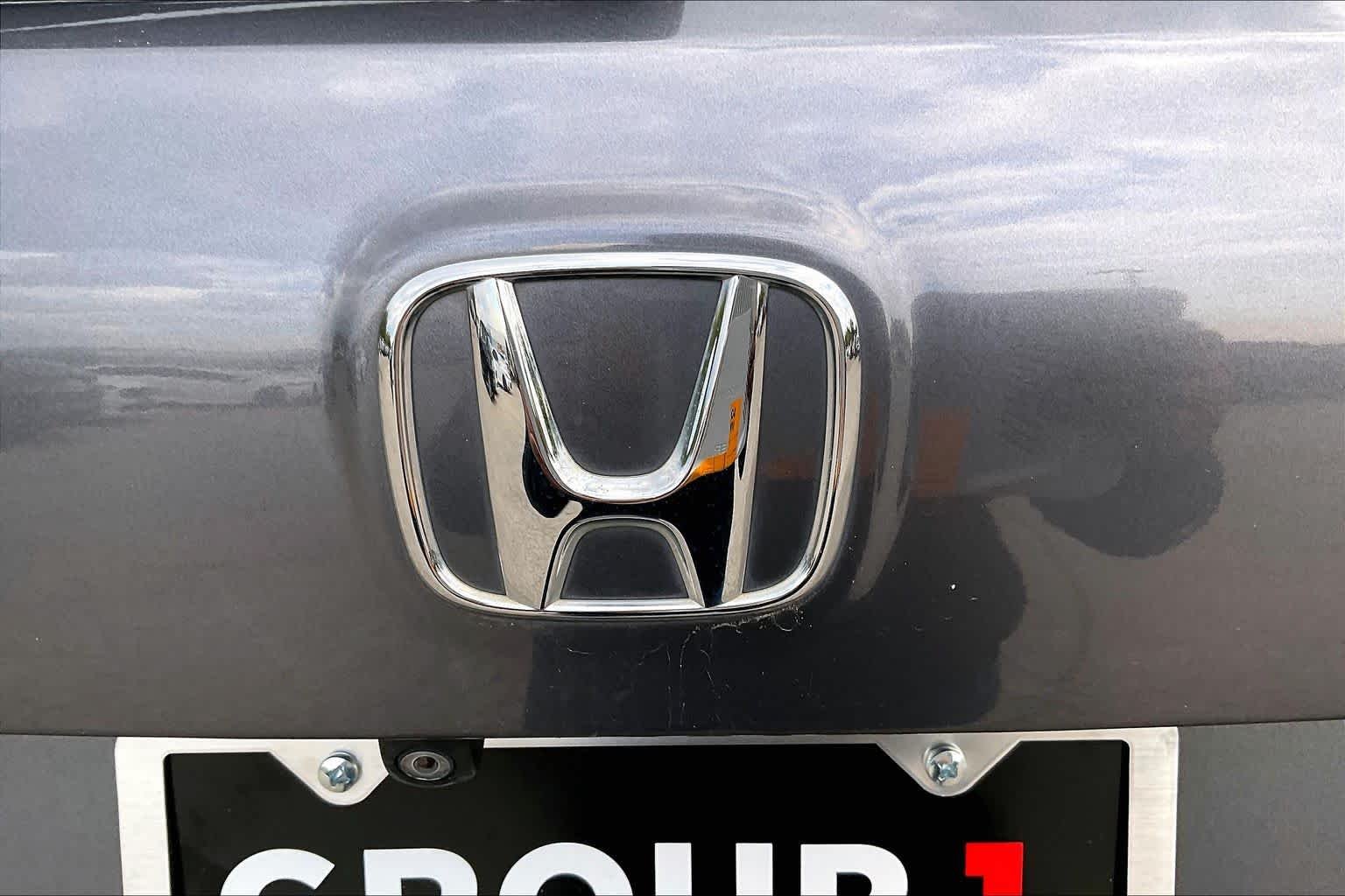 Used 2017  Honda EX image 30
