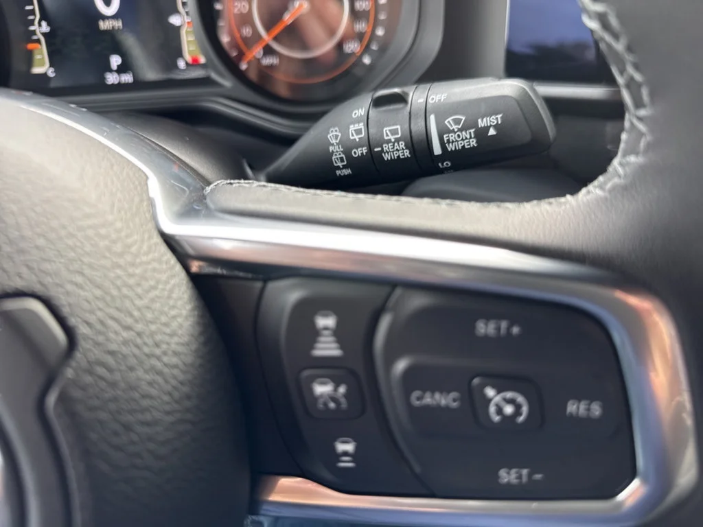 New 2026 Reign Exterior Paint Jeep Sahara image 18