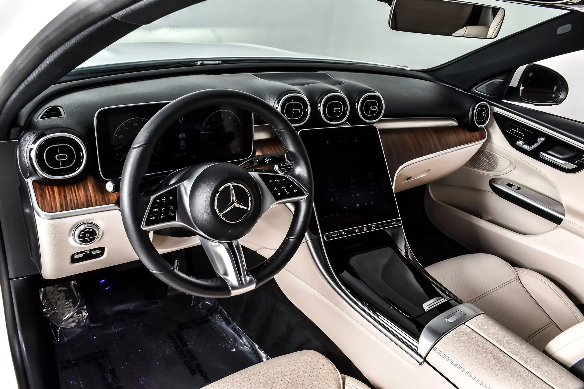 Used 2023 Polar White Mercedes-Benz C 300 image 15