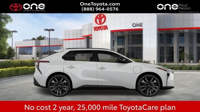 New 2026 Wind Chill Pearl <sup>1</sup> Toyota  Limited image 15