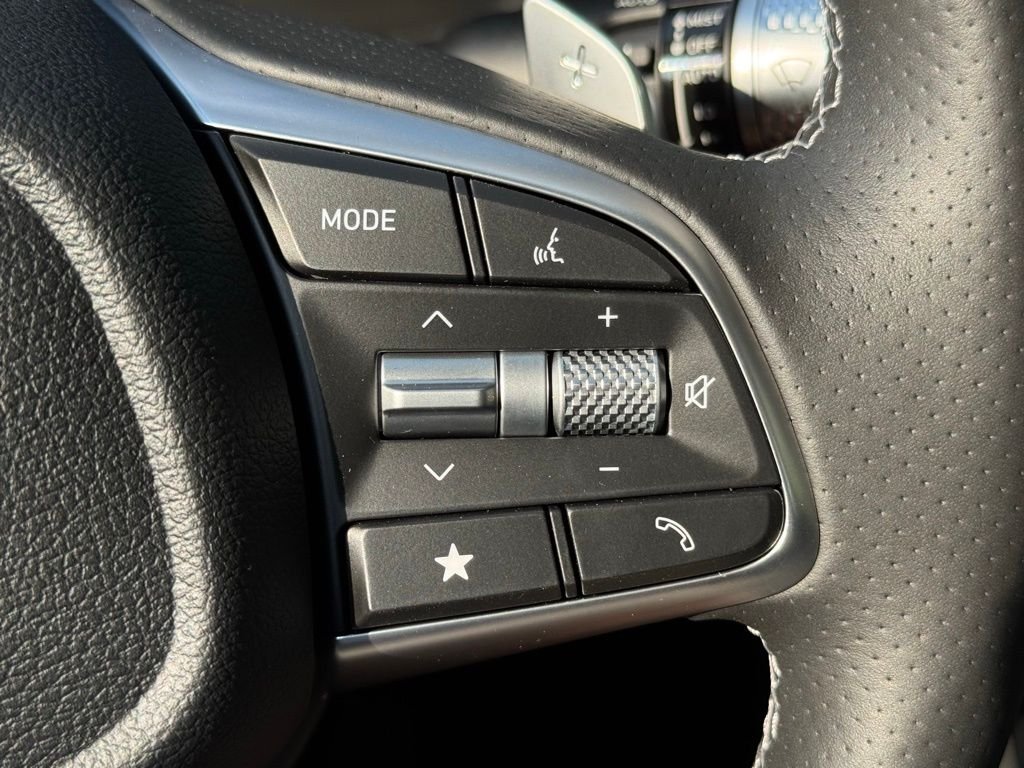 Used 2026 Black Genesis 2.5T Prestige image 28