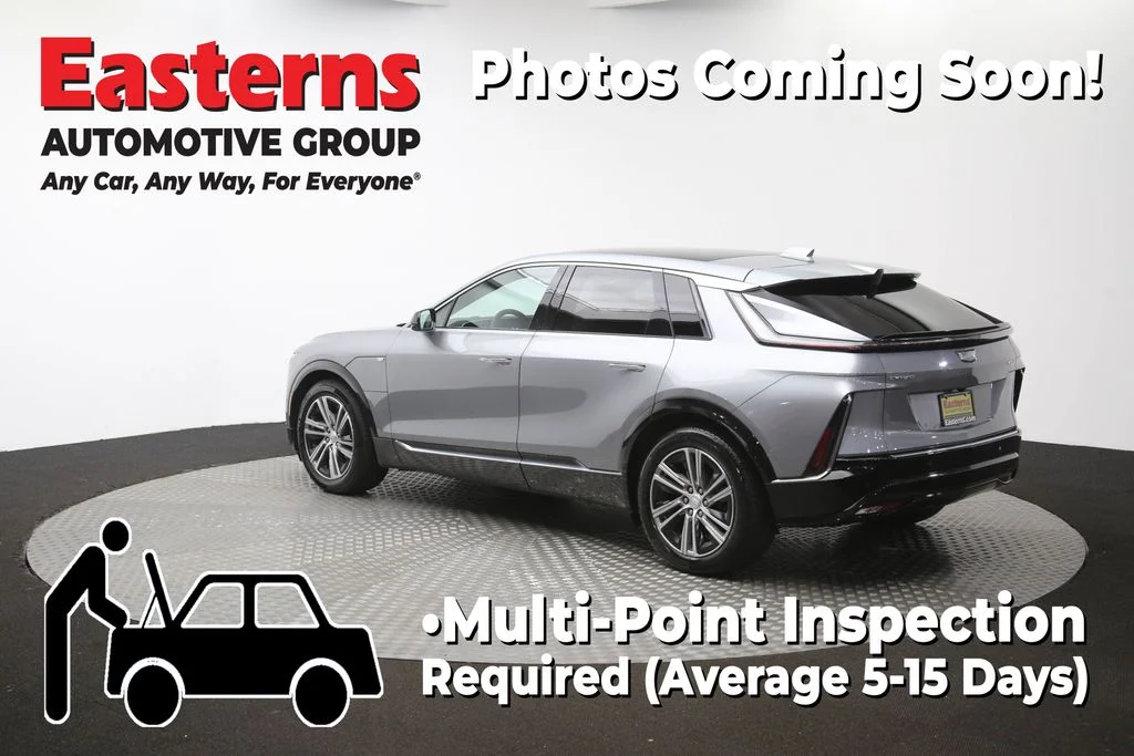 Used 2024 Silver Cadillac Luxury image 65