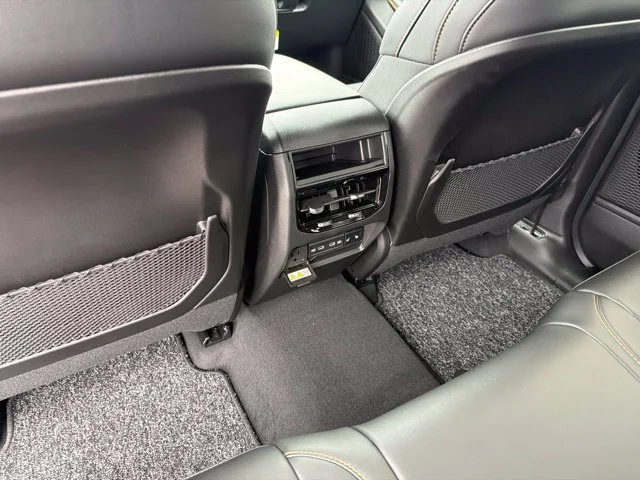 New 2026 Silver Jeep  image 8