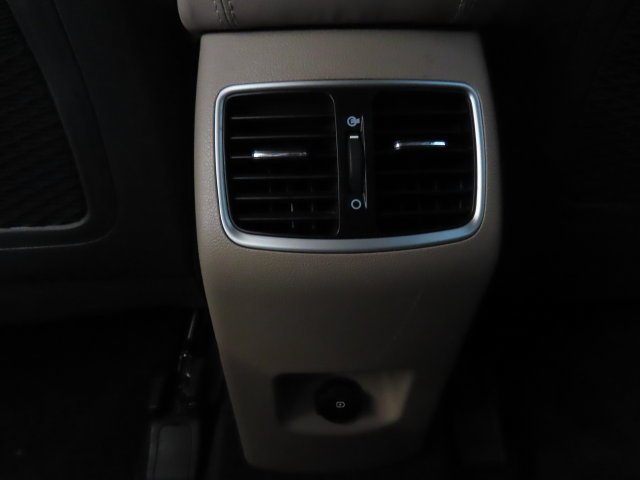 Used 2021 Black Noir Pearl Hyundai Ultimate image 35
