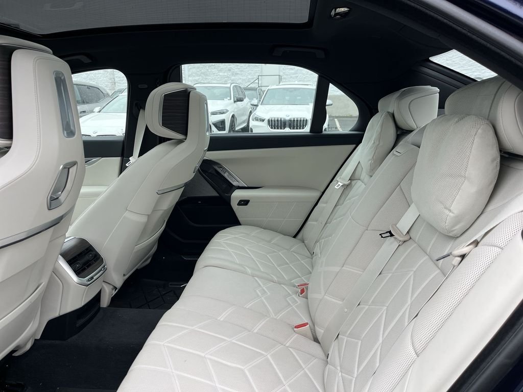 Certified Used 2023 Blue BMW 760i xDrive image 21