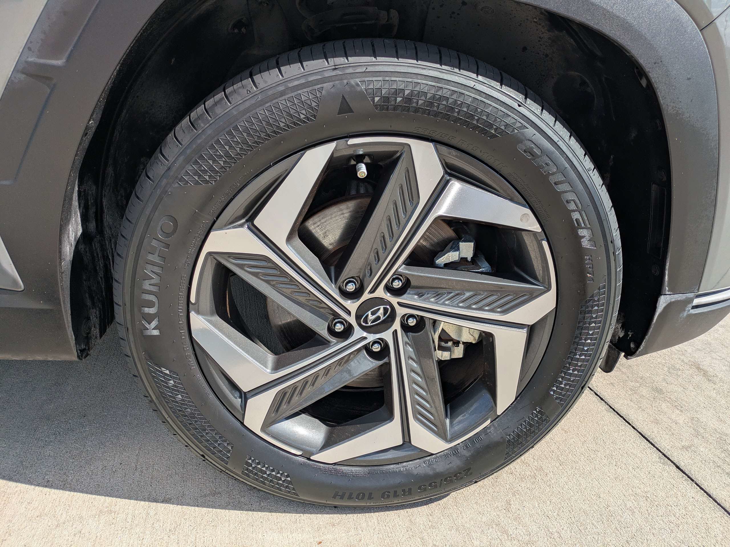 Certified Used 2024 Hampton Gray Hyundai SEL image 9
