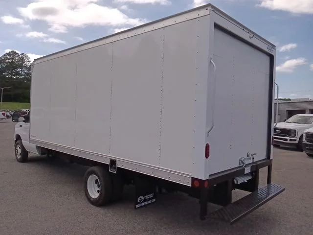 New 2026 Oxford White Ford E-450 DRW image 5