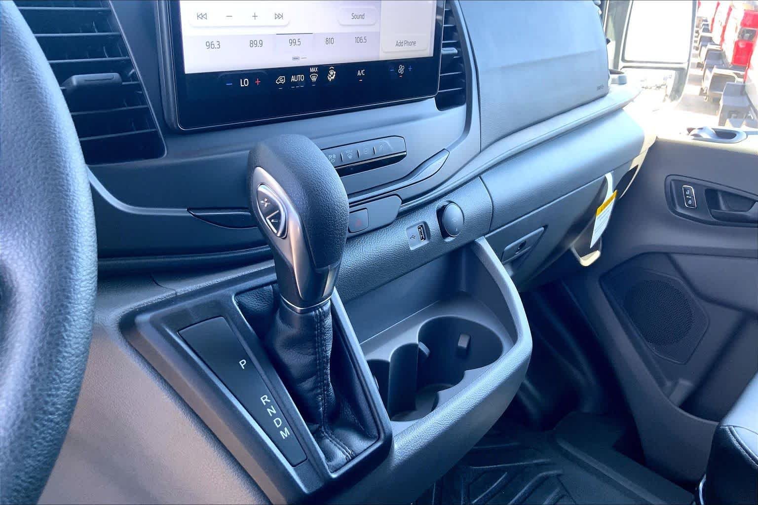 New 2026 Oxford White Ford Cargo Van image 19