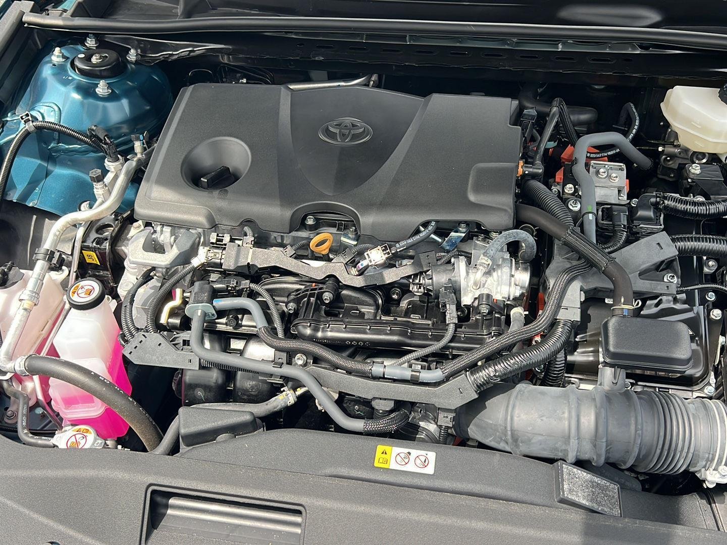 Used 2025 Ocean Gem Toyota LE image 33