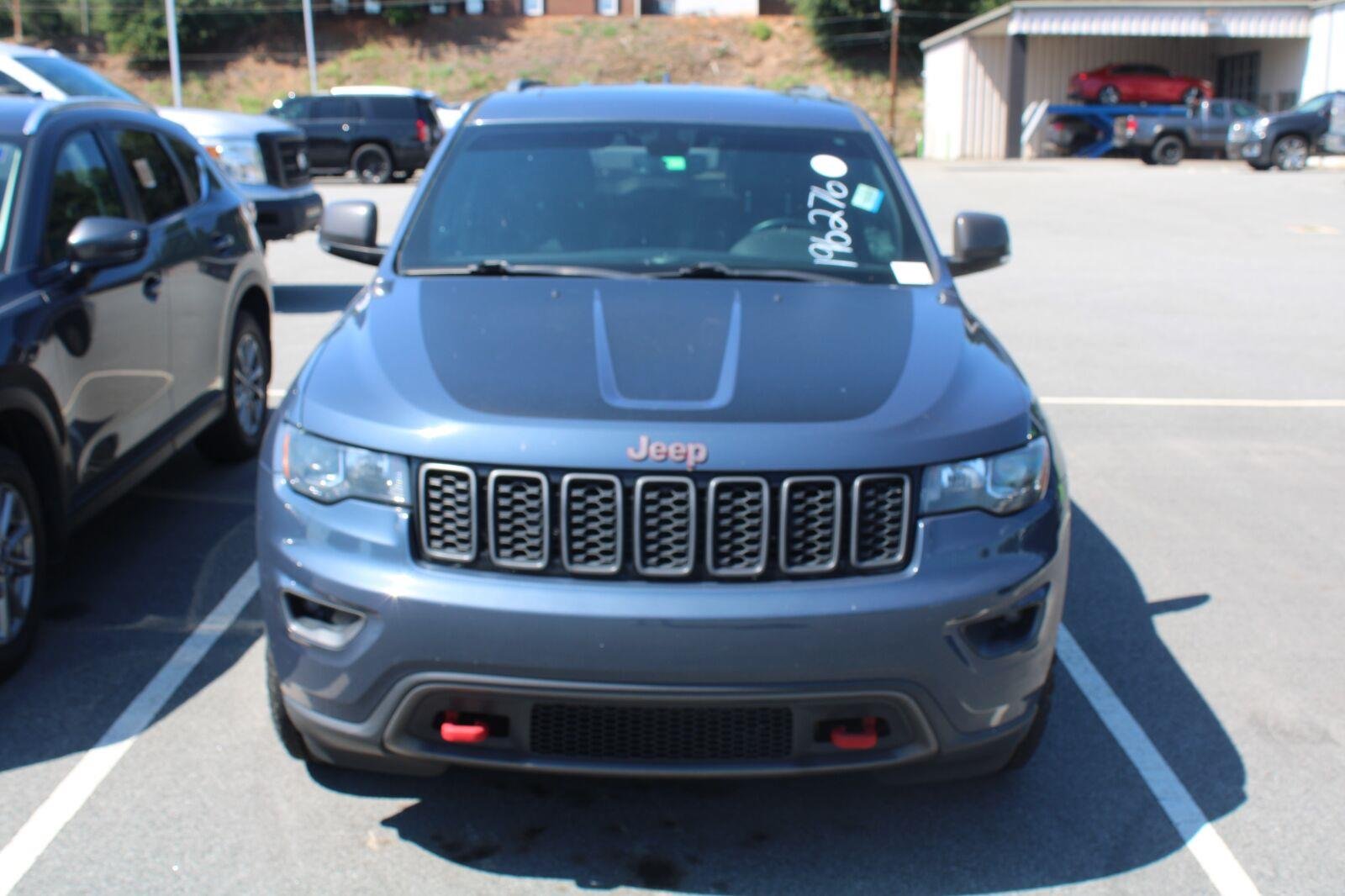 Used 2020 Slate Blue Pearlcoat Jeep Trailhawk image 2
