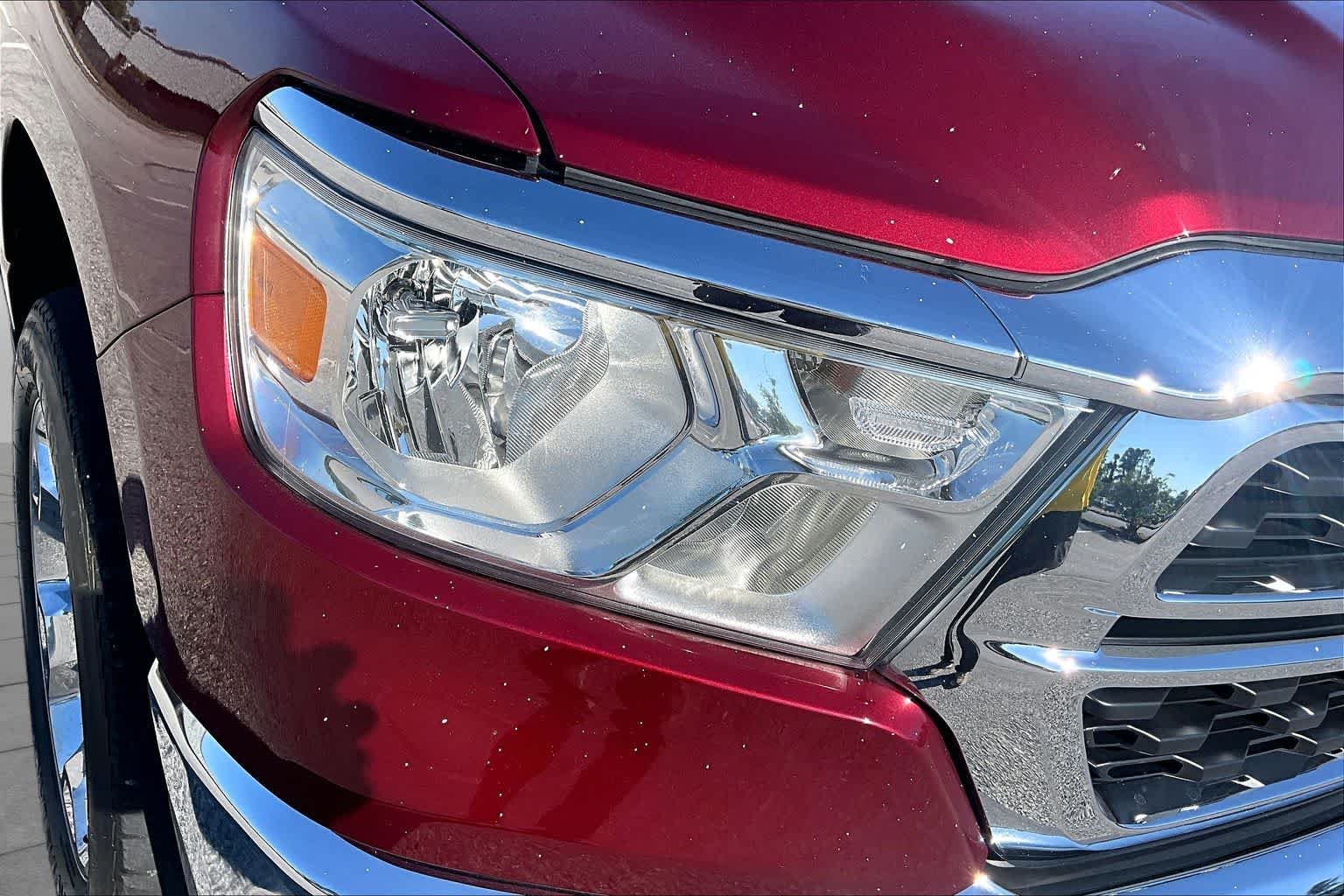 Used 2022 Delmonico Red Pearlcoat Ram Big Horn image 28