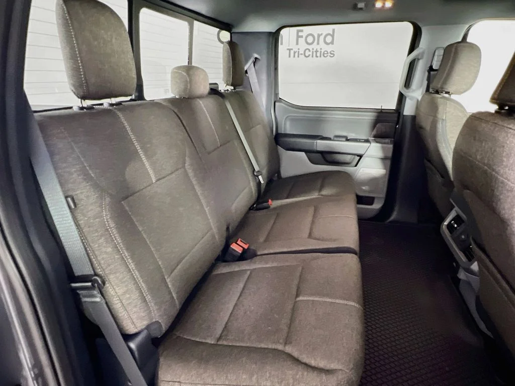 New 2027 Carbonized Gray Metallic Ford XLT image 17