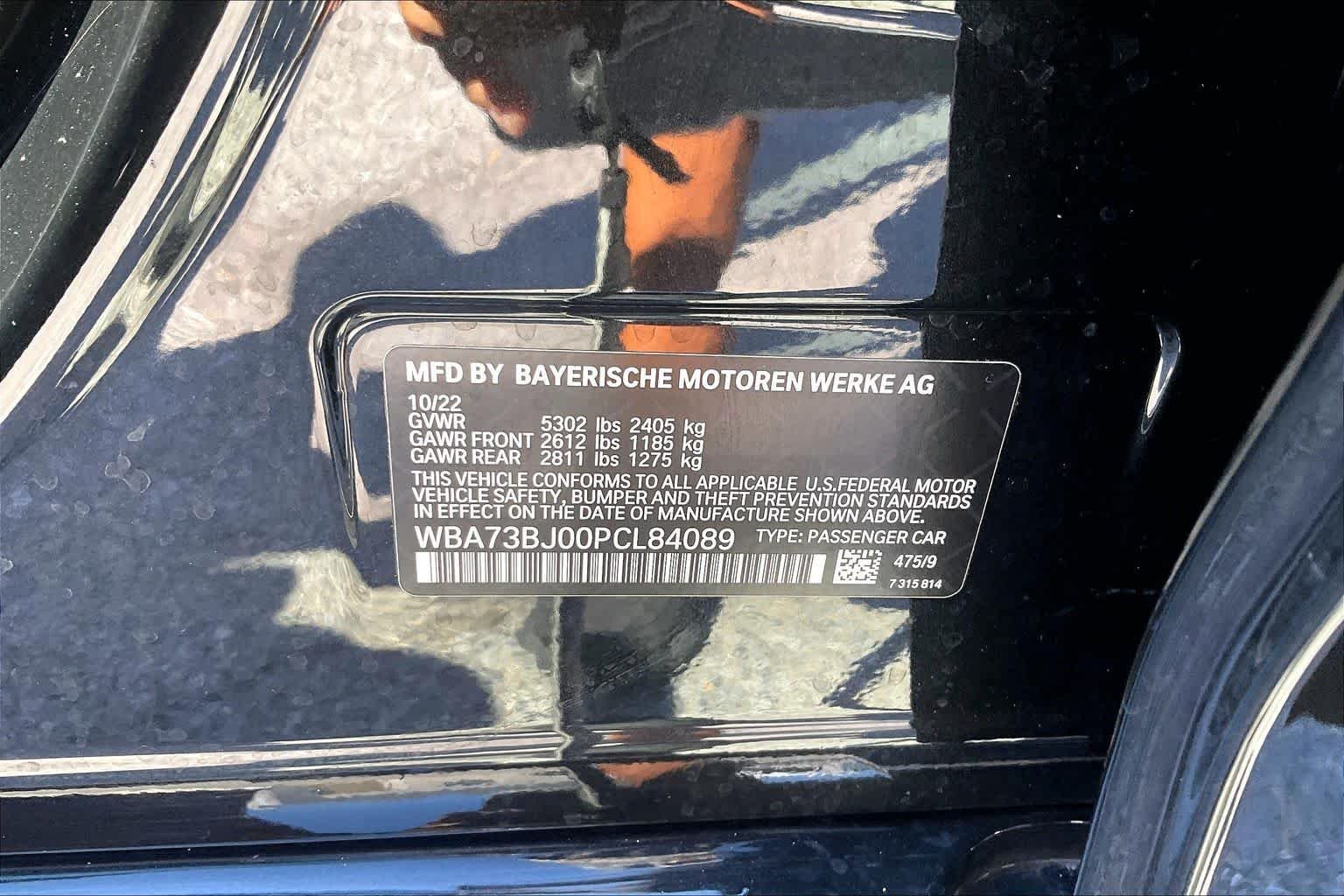 Used 2023 Black Sapphire Metallic BMW 540i xDrive image 38