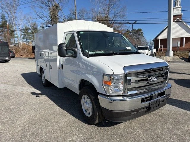 New 2026 White Ford Base image 21
