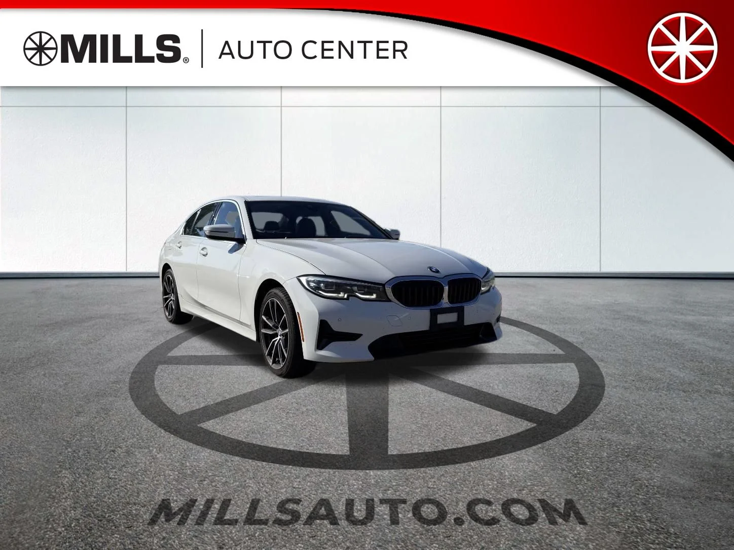 Used 2019 White BMW 330i xDrive image 1