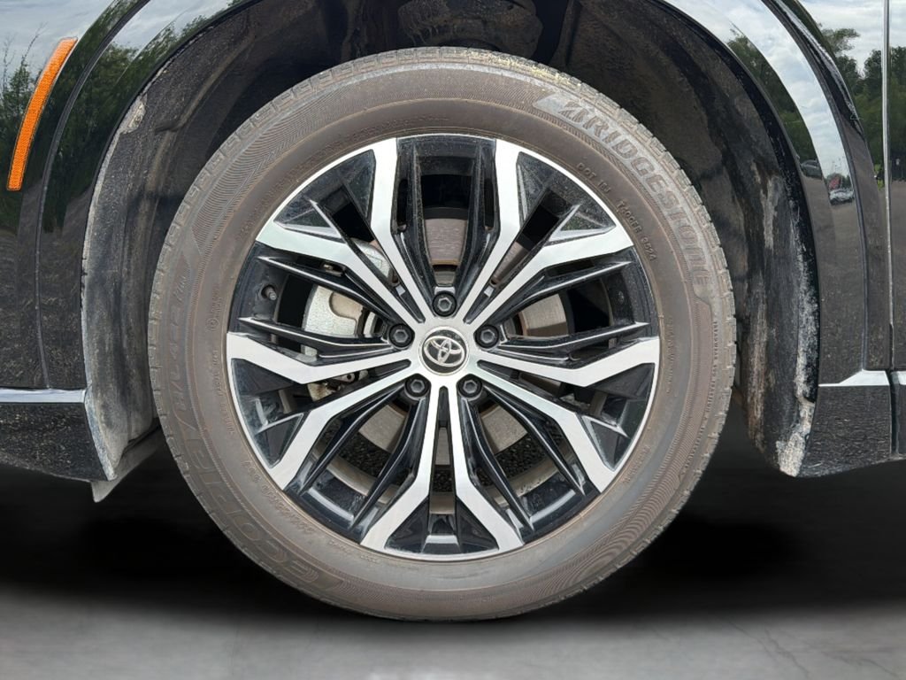 Used 2025 Black Toyota XLE image 15