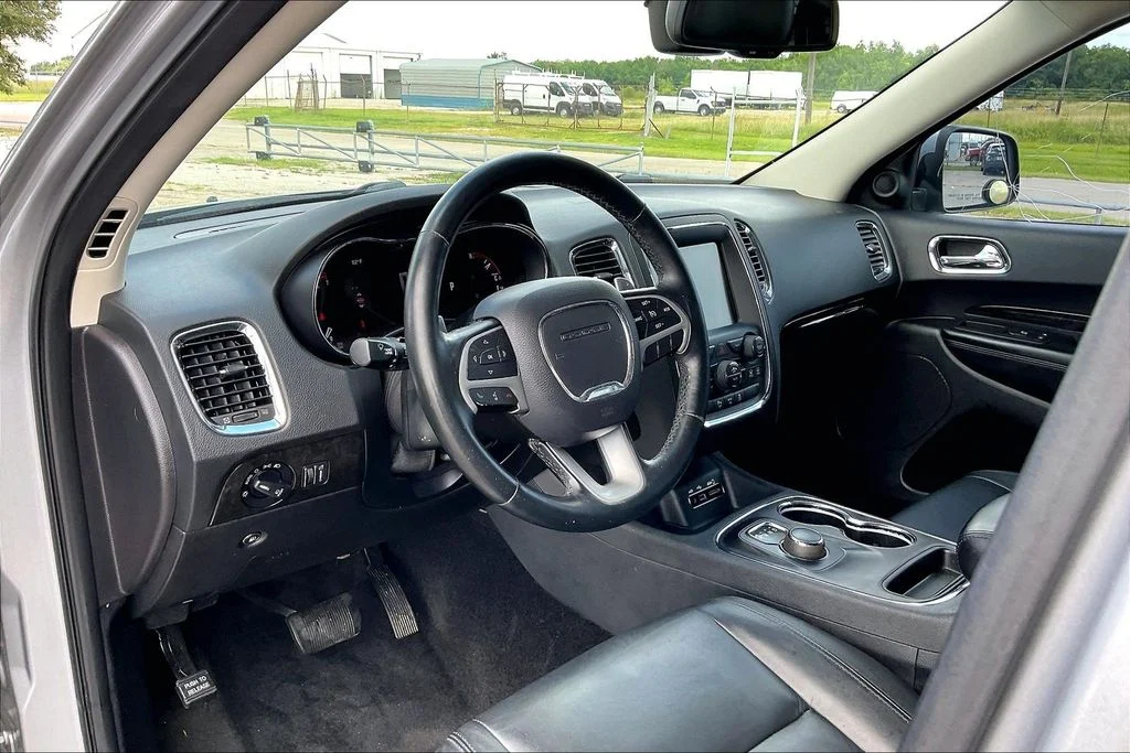 Used 2015 Silver Dodge Limited image 14
