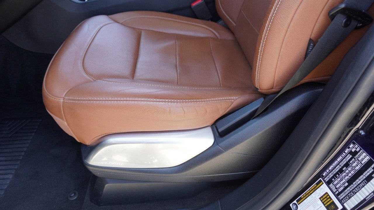 Used 2019 Black Mercedes-Benz GLS 550 image 23