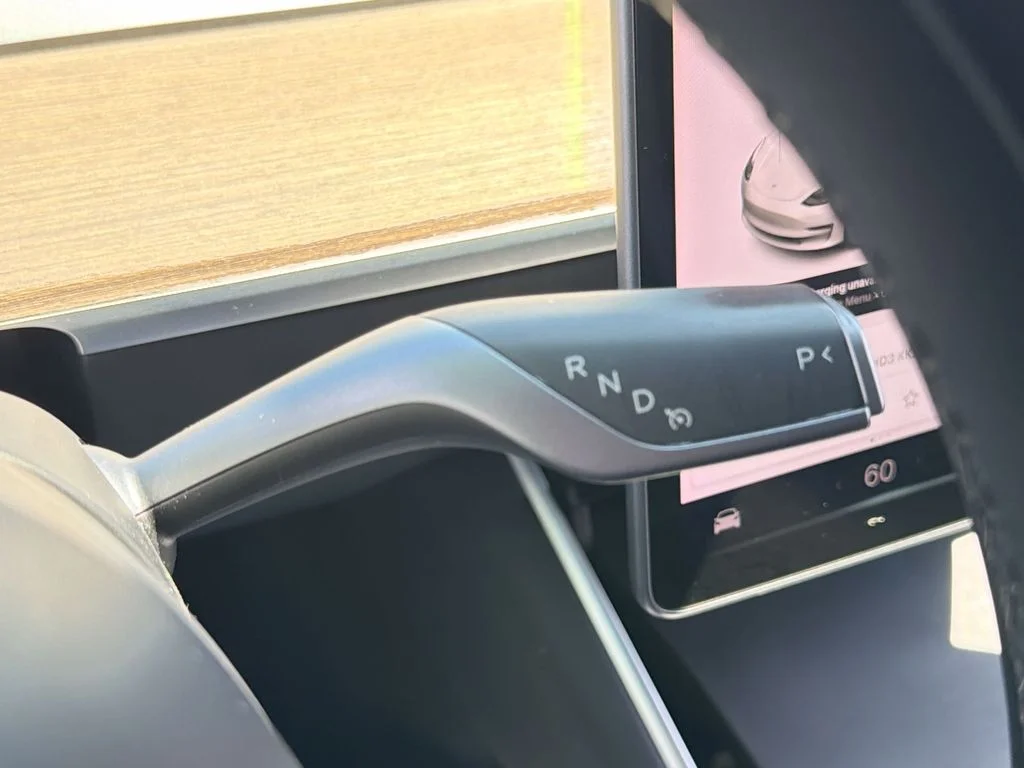 Used 2019 White Tesla Standard Range Plus image 22