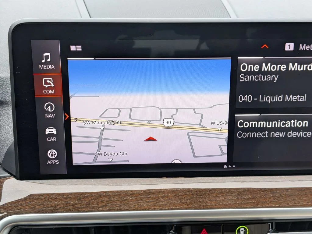 Used 2022 White BMW sDrive30i image 29