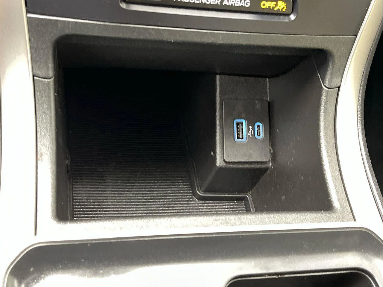 Used 2023 Blue Ford SE image 20