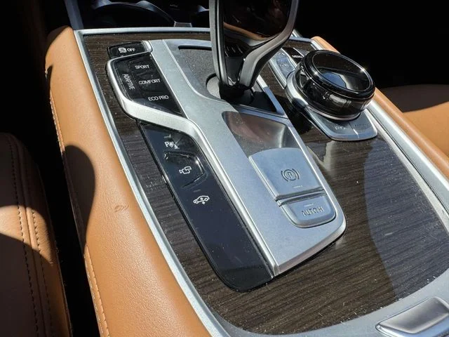 Used 2021 Beige BMW 740i xDrive image 36