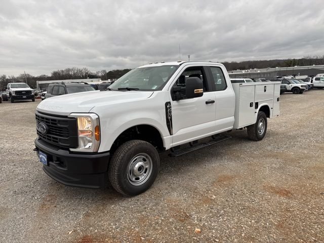 New 2026 Oxford White Ford XL image 1
