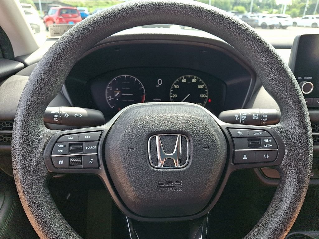 Used 2024 White Honda LX image 20