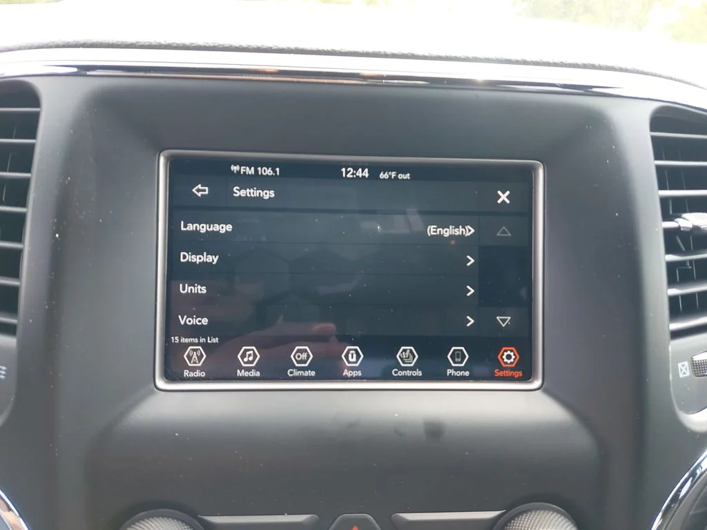 Used 2020 Gray Jeep Laredo E image 20