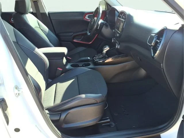 Used 2020 White Kia GT-Line Turbo image 23