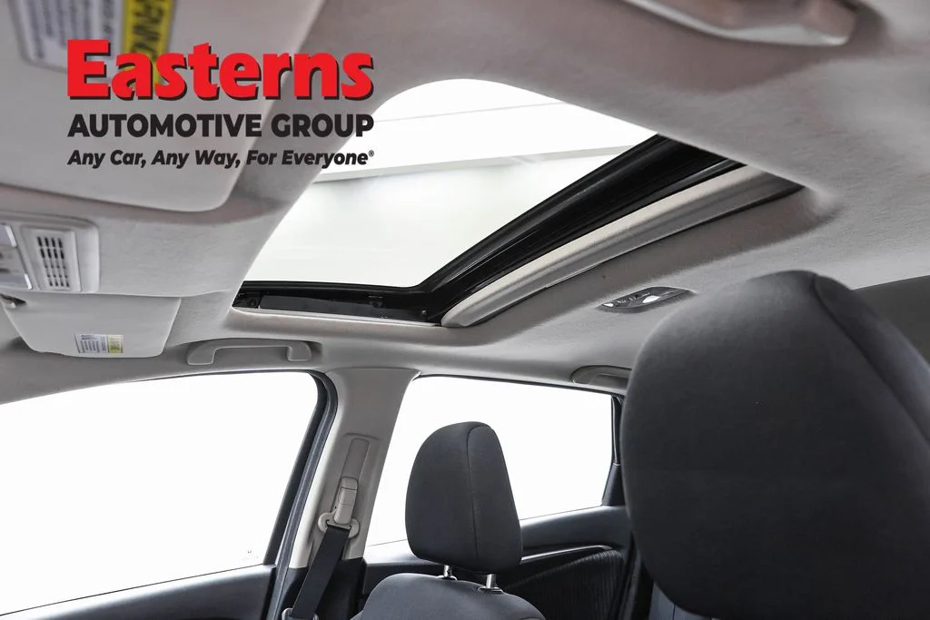 Used 2020 White Honda EX image 33
