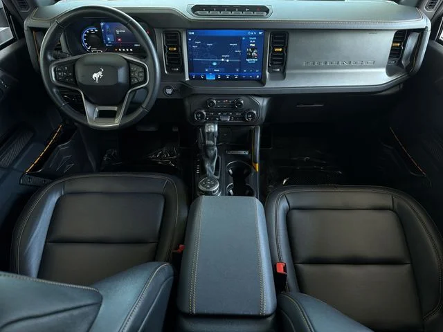 Used 2024 White Ford Badlands image 17