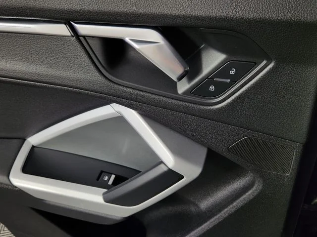 Used 2022 Gray Audi Premium Plus image 17