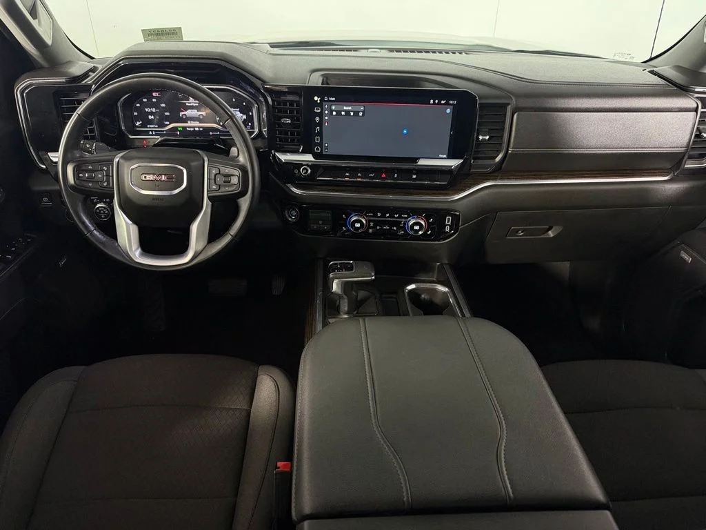 Certified Used 2024 White GMC Elevation image 13