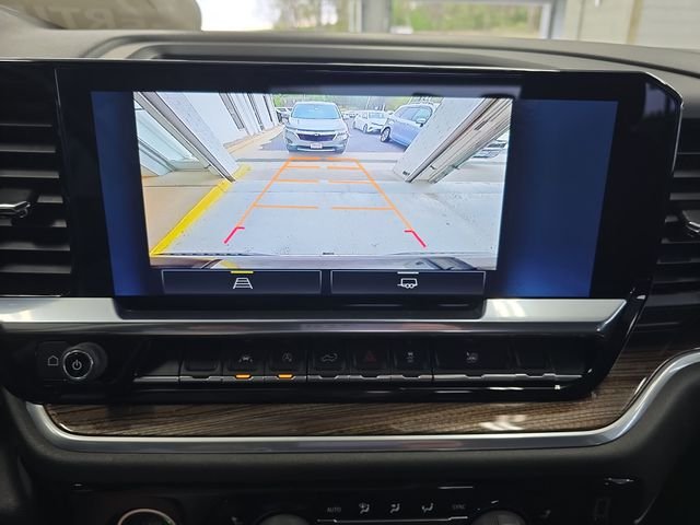 Used 2022 Black Chevrolet LT image 16
