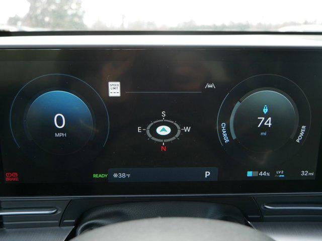 2025 Hyundai Kona EV SEL - Photo 13